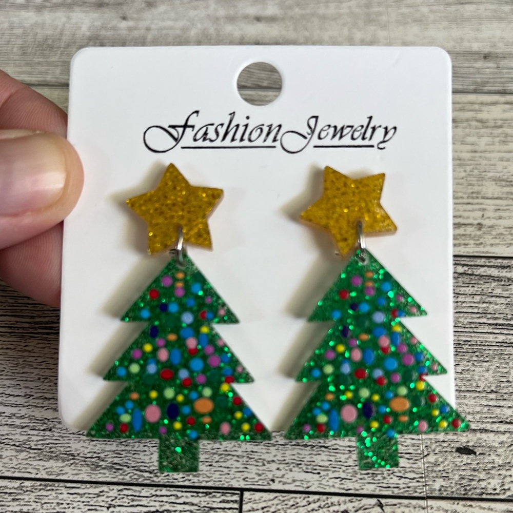 NWT Christmas Tree Glitter Drop Earrings